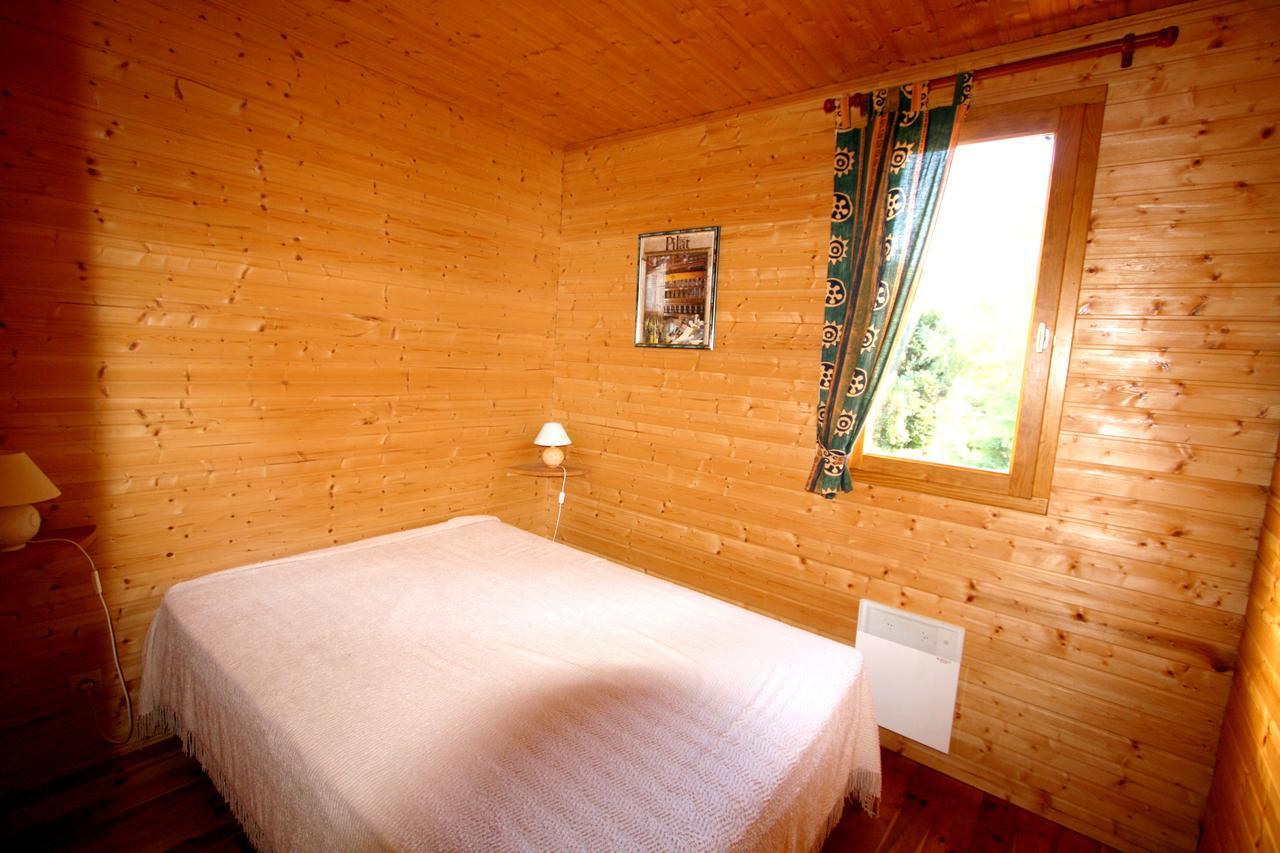 Les Chalets Du Domaine Des Soyeux Saint-Julien-Molin-Molette Exterior foto