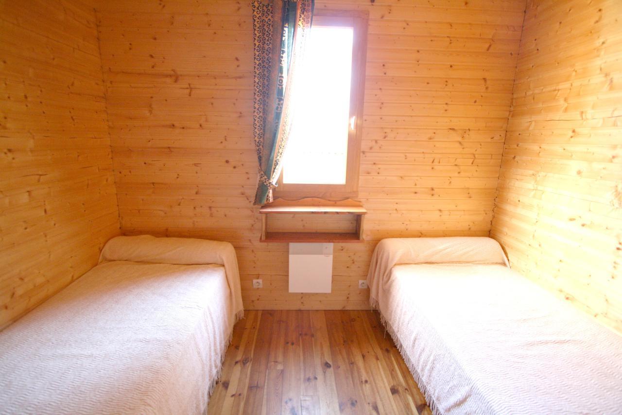 Les Chalets Du Domaine Des Soyeux Saint-Julien-Molin-Molette Exterior foto